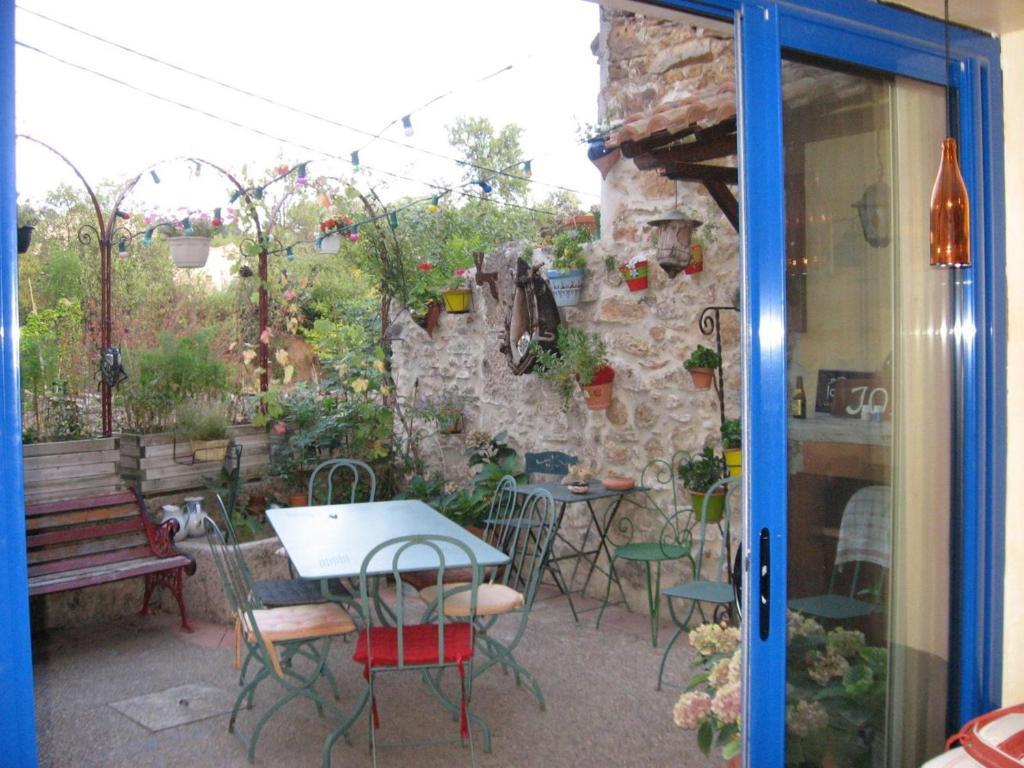 Отель La Maison De Josepha Ferrals-les-Corbieres Экстерьер фото